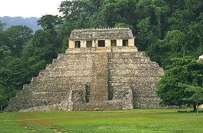 piramide maia